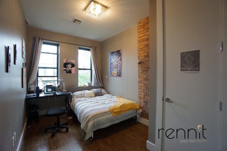 1689 Gates Ave, Apt 3Rear Image 7