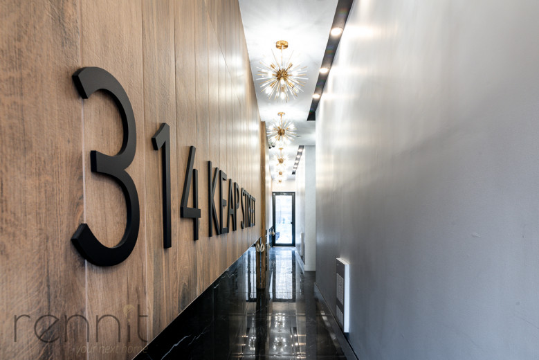 314 Keap St, Apt 1B Image 12