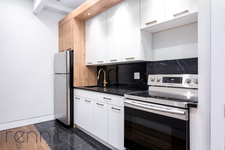 314 Keap St, Apt 1B Image 3