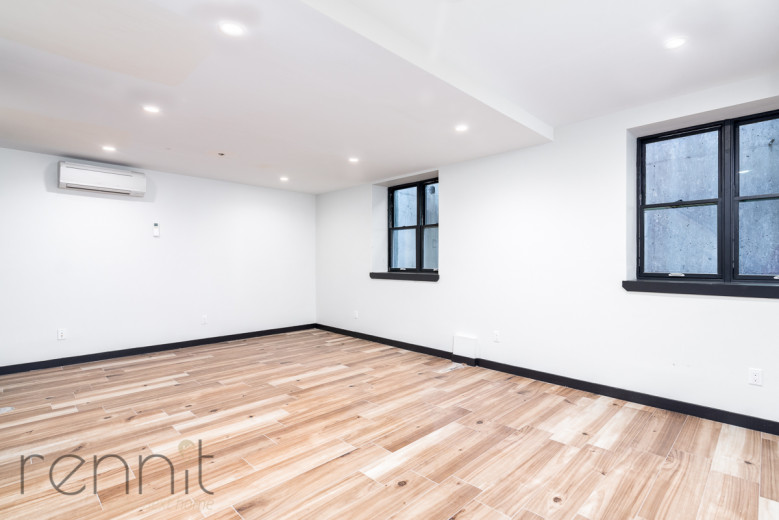 314 Keap St, Apt 1B Image 5