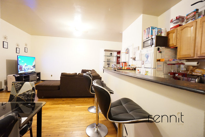 548 Hart St, Apt 3R Image 11