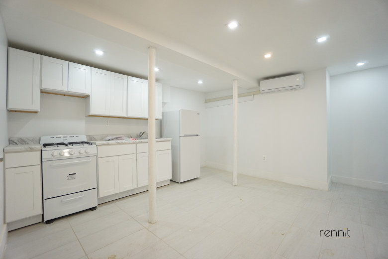 1249 Madison St #Basement, Apt Back Image 6