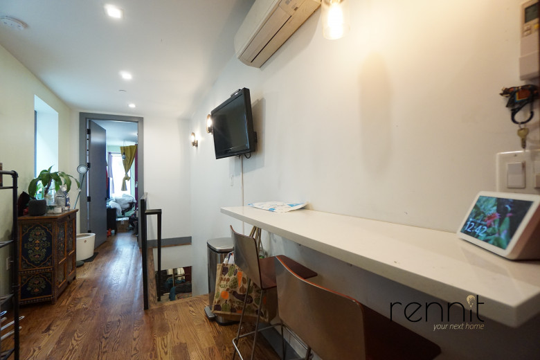 1016 Carroll St, Apt 1B Image 2