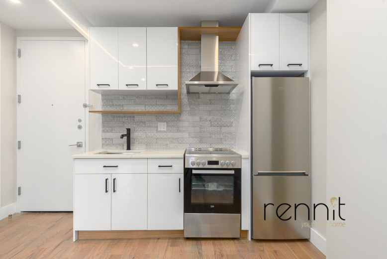 593 Rutland Rd, Apt 2R Image 3