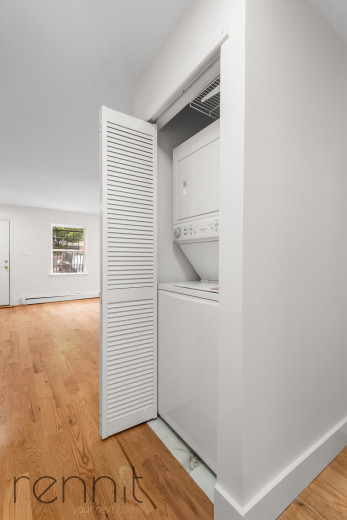 720 DeKalb Ave, Apt 1 Image 4