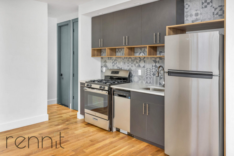 167 Taaffe Pl, Apt 2B Image 3