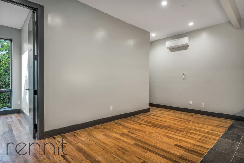 37 Wilson Ave, Apt 2B Image 2