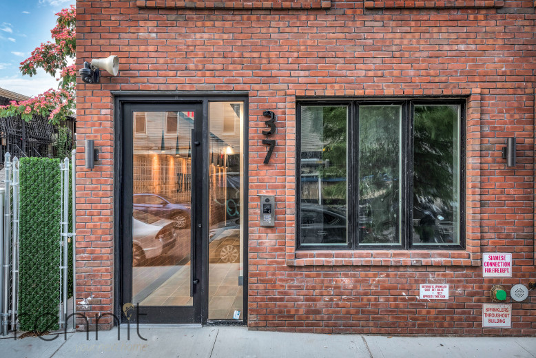 37 Wilson Ave, Apt 2B Image 12