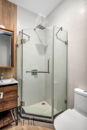 37 Wilson Ave, Apt 2B Image 7