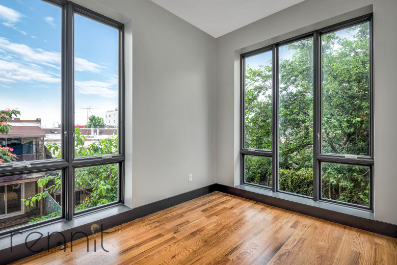 37 Wilson Ave, Apt 2B Image 8