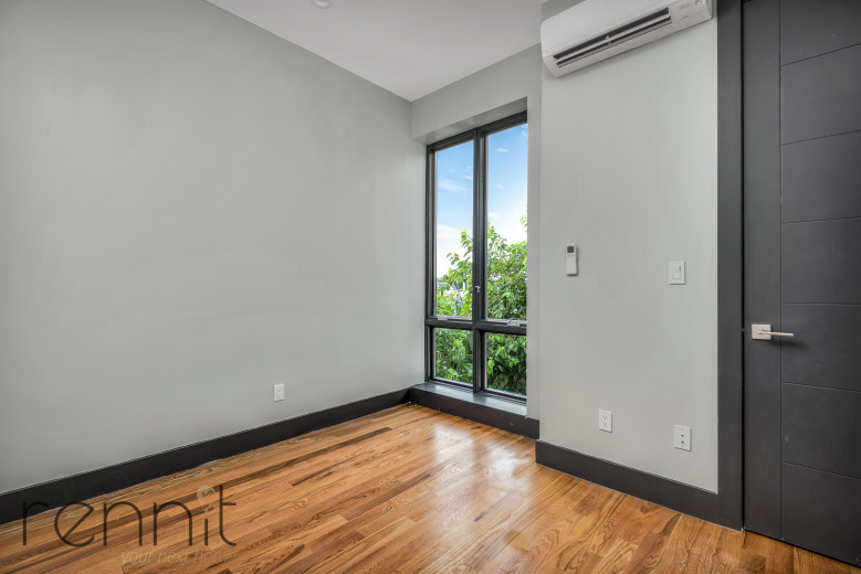 37 Wilson Ave, Apt 2B Image 10