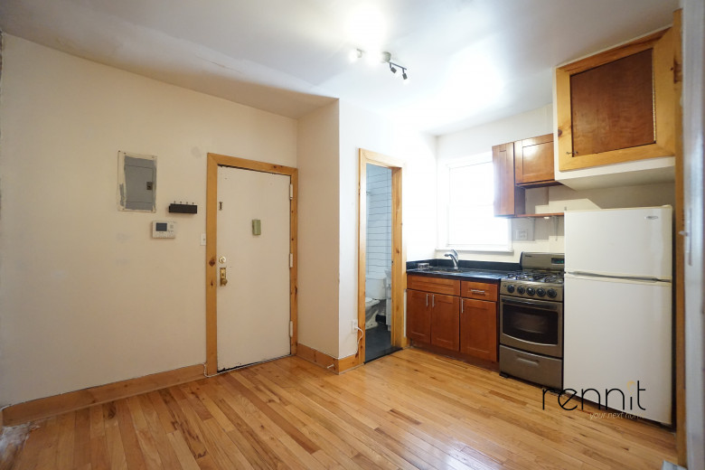 559 St Johns Pl, Apt 3B Image 3