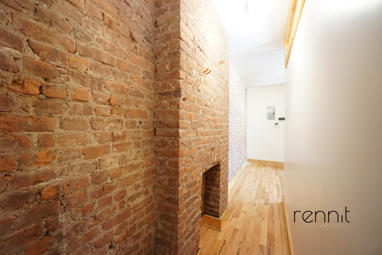 559 St Johns Pl, Apt 3B Image 6