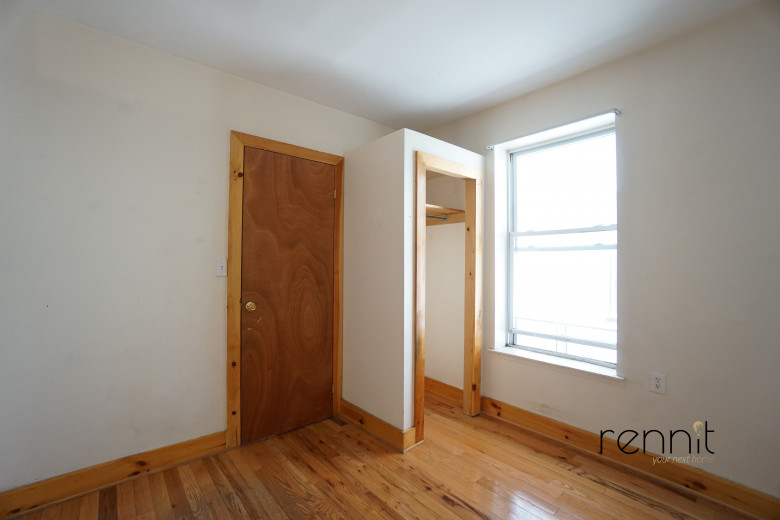 559 St Johns Pl, Apt 3B Image 8