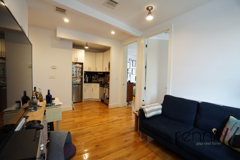 344 Starr St, Apt 2F Image 2