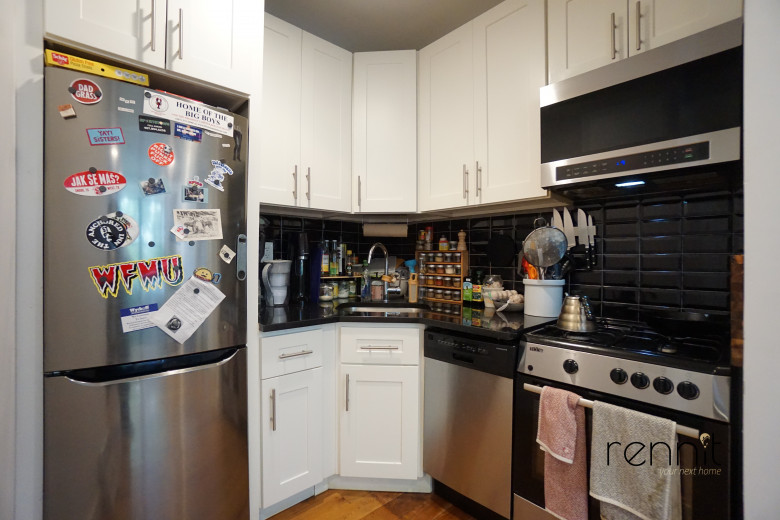 344 Starr St, Apt 2F Image 4