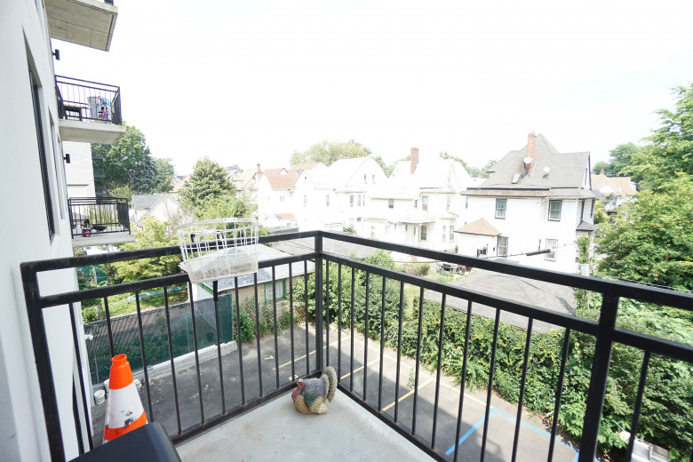 1565 New York Ave, Apt 3B Image 10