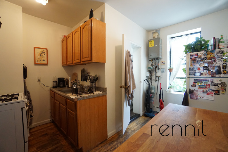 18 Harrison Pl, Apt 3 Image 10