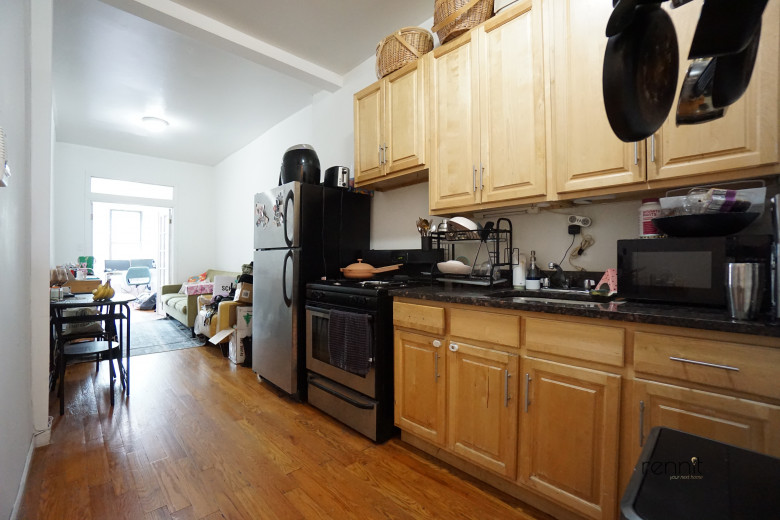 319 Jefferson St, Apt 3L Image 1