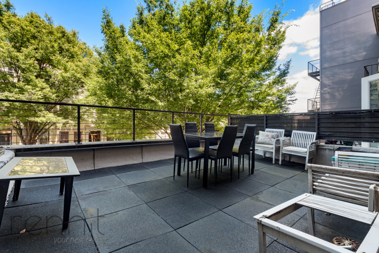 810 St Johns Pl, Apt 2 Image 1