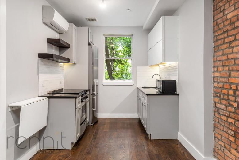 810 St Johns Pl, Apt 2 Image 2