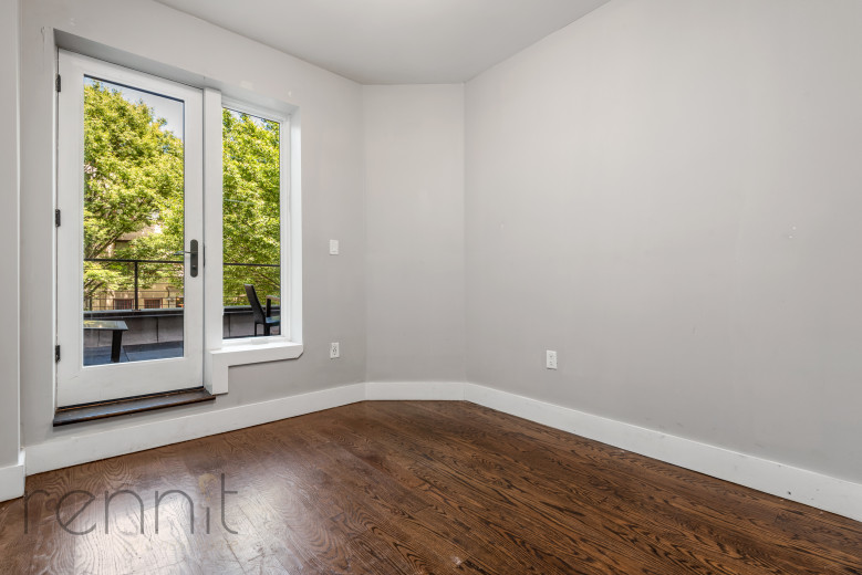810 St Johns Pl, Apt 2 Image 10
