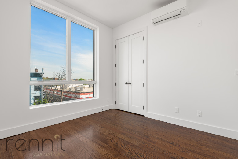 1740 Pacific St, Apt 3B Image 6