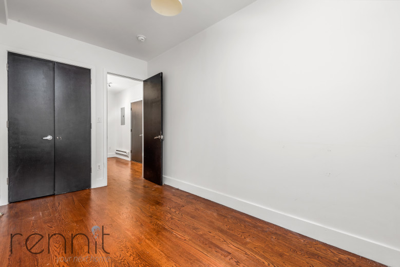 824 DeKalb Ave, Apt 4 Image 5