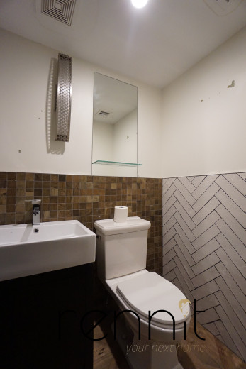 852 Hart St, Apt 1R Image 16