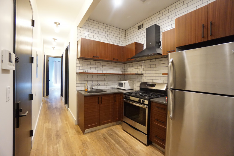 852 Hart St, Apt 1R Image 18