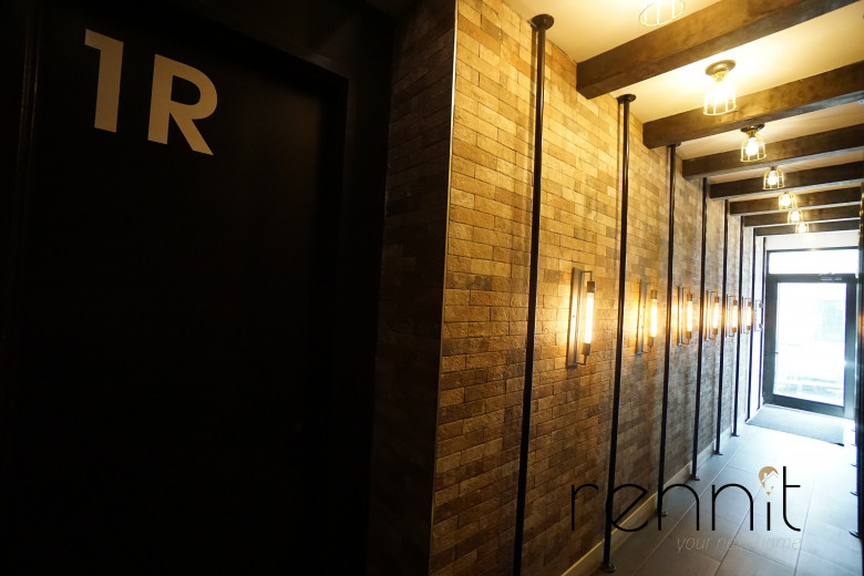 852 Hart St, Apt 1R Image 19