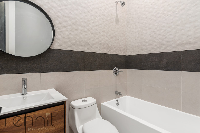 702 Grand St, Apt 3R Image 8