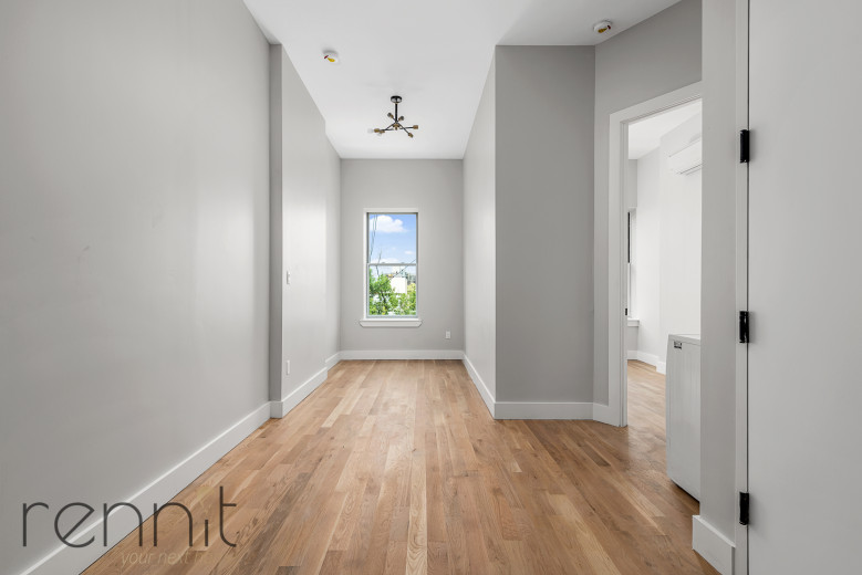 702 Grand St, Apt 3R Image 9