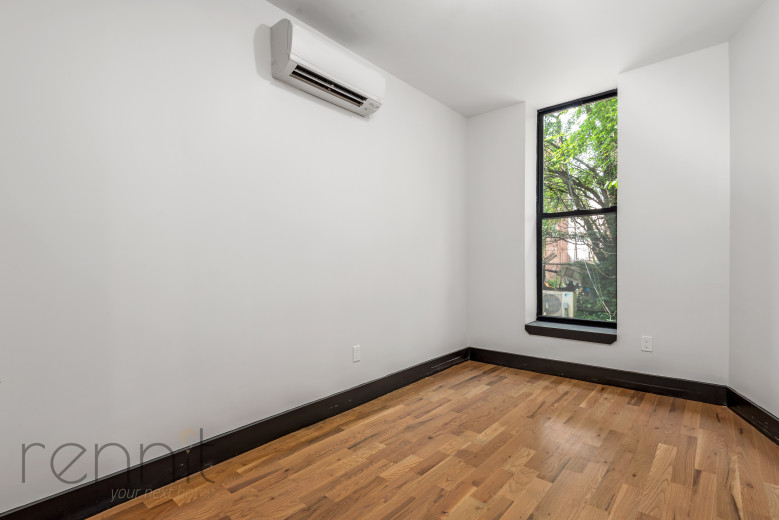 127 Thames Street, Apt 1R Image 11