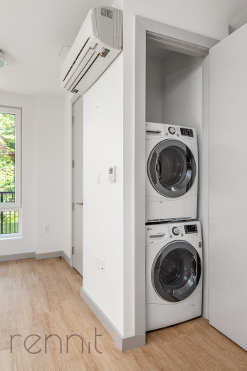 2809 Clarendon Rd, Apt 201 Image 12