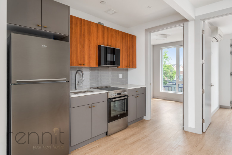 2809 Clarendon Rd, Apt 302 Image 9
