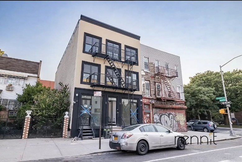 702 Evergreen Ave, Apt 3R Image 12