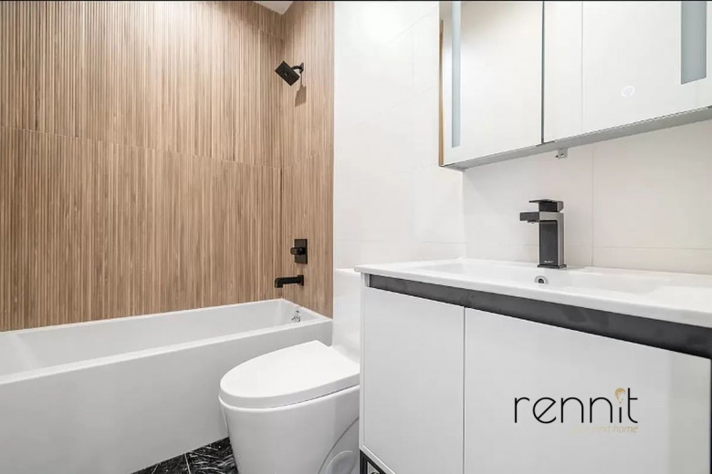 702 Evergreen Ave, Apt 3R Image 3