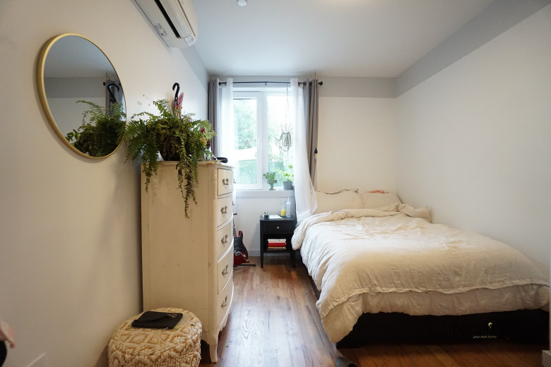 774 Lexington Ave, Apt 1B Image 12