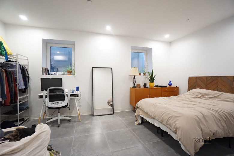 774 Lexington Ave, Apt 1B Image 15