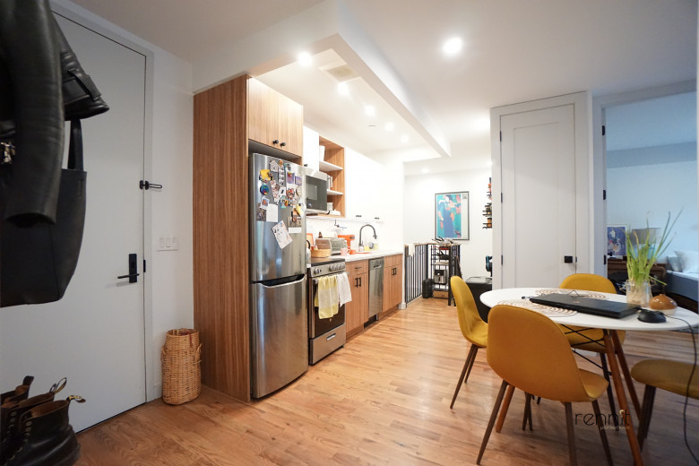 774 Lexington Ave, Apt 1B Image 10
