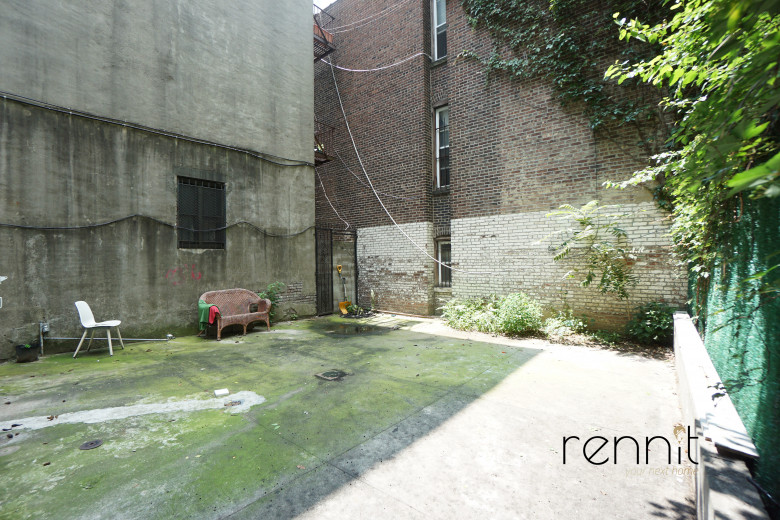 144 Ralph Ave, Apt 4B Image 14