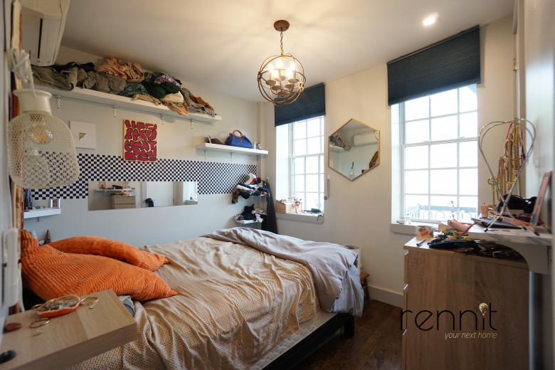 144 Ralph Ave, Apt 4B Image 5