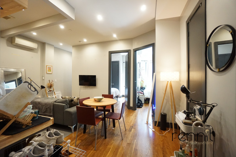 396 S 5th St, Apt 4B Image 2