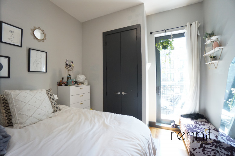 396 S 5th St, Apt 4B Image 5