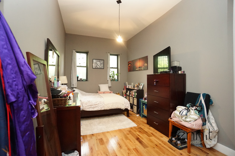 98 Ralph Ave, Apt 1L Image 5