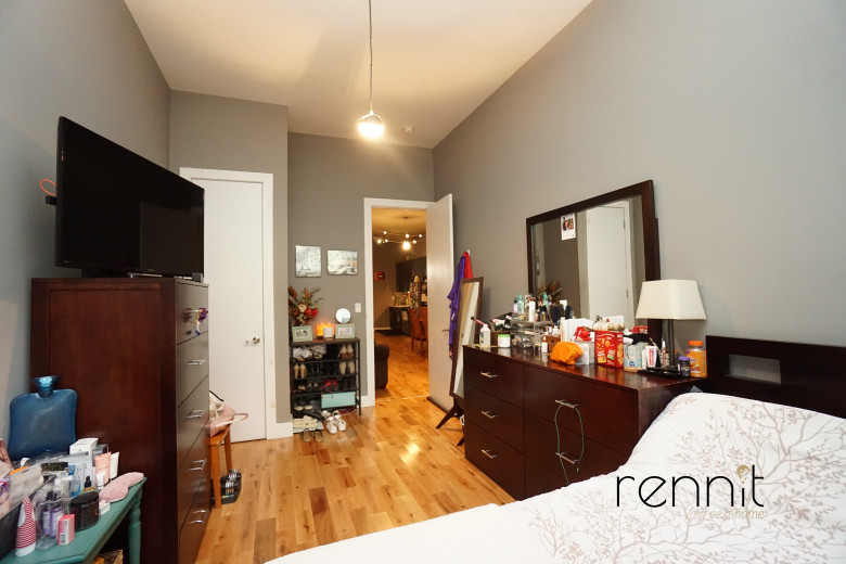 98 Ralph Ave, Apt 1L Image 6