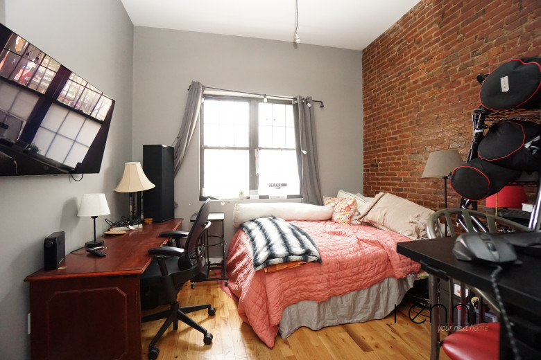 98 Ralph Ave, Apt 1L Image 9
