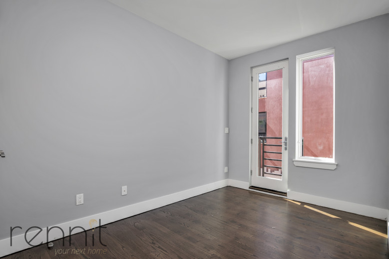 581 Van Buren, Apt 2 Image 8