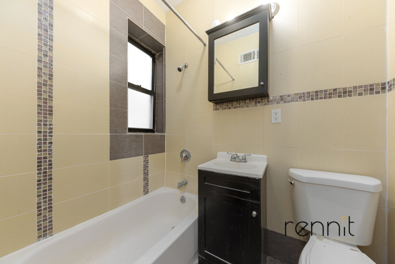 817 St Johns Pl, Apt 2C Image 4